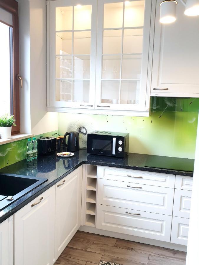 Prestige Verdant Apartment Варшава Экстерьер фото